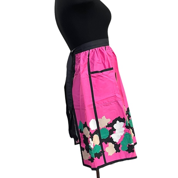 NEW Authentic YSL Yves Saint Laurent Designer Logo Pink Apron - Made In Japan - Picture 3 of 8